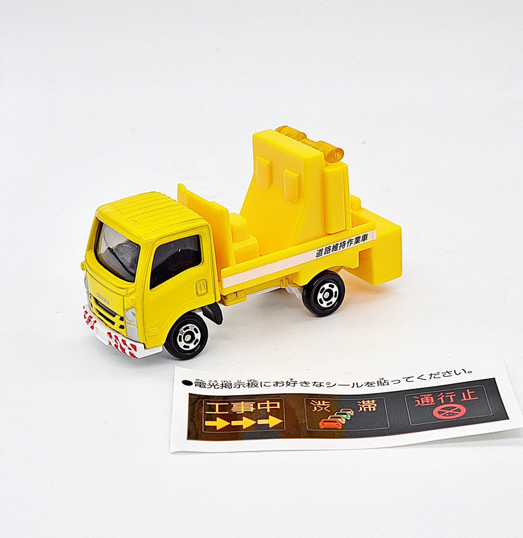 228080 Isuzu Elf Road Sign Truck