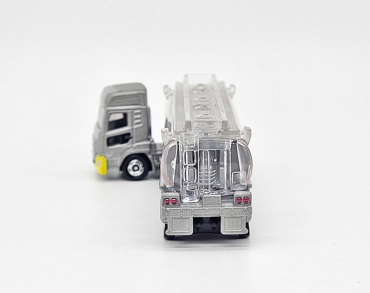 228653 UD Trucks Quon Tank Truck'23