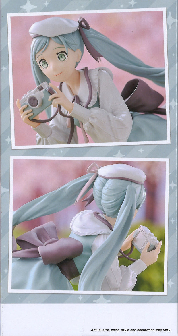 Banpresto Hatsune Miku Holiday Memories Camera