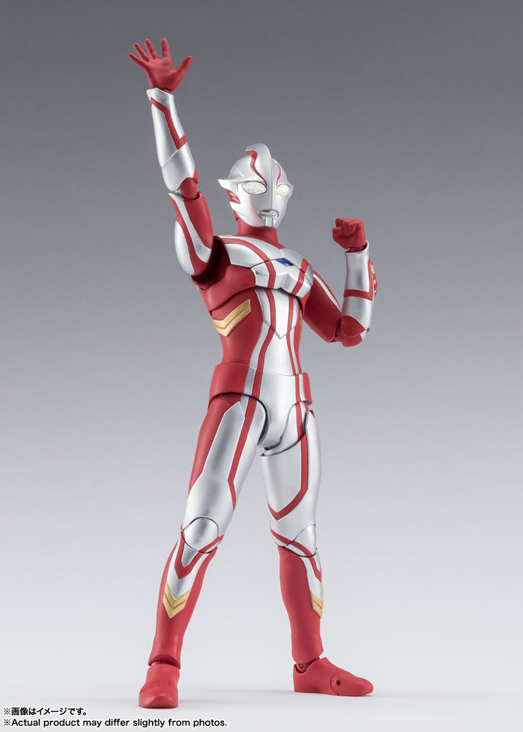 SHF Ultraman Mebius