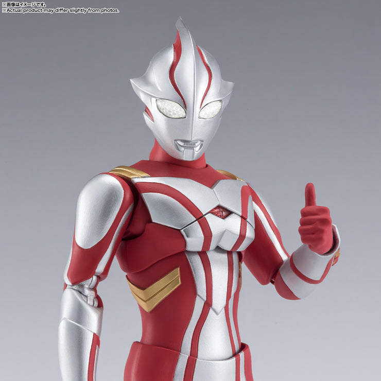 SHF Ultraman Mebius