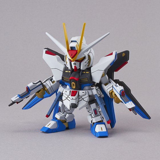 SD Gundam Ex-Standard Strike Freedom Gundam