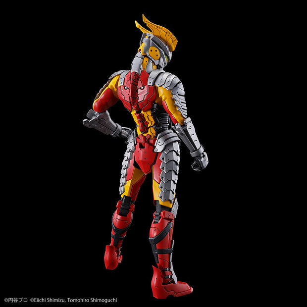 Figure Rise Standard Ultraman Suit Zero Action