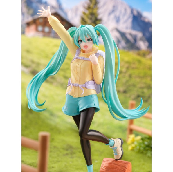 Hatsune Miku Holiday Memories Mountain Climbing