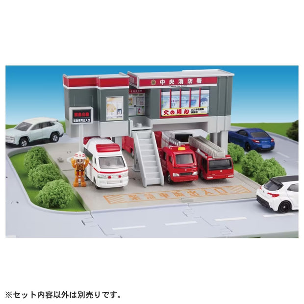 Tomica Town Fire Station with Firefighter