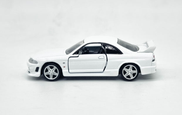 Tomica Premium 10th Anniversary Nissan Skyline GTR'25