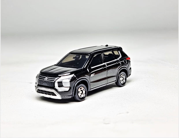 Tomica 228042 Mitsubishi Outlander Phev 1st Color