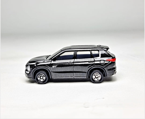 Tomica 228042 Mitsubishi Outlander Phev 1st Color