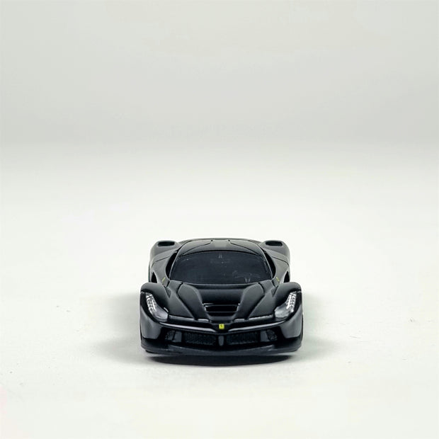 Tomica 102472 Laferrari (1st)