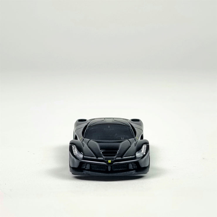 Tomica 102472 Laferrari (1st)