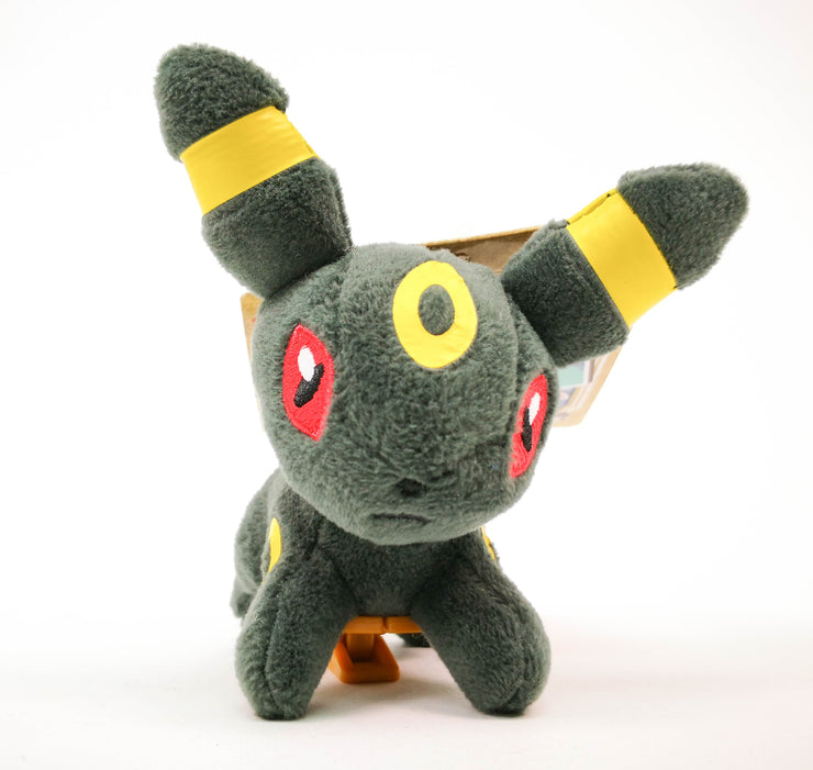 UMBREON ON SHOULDER