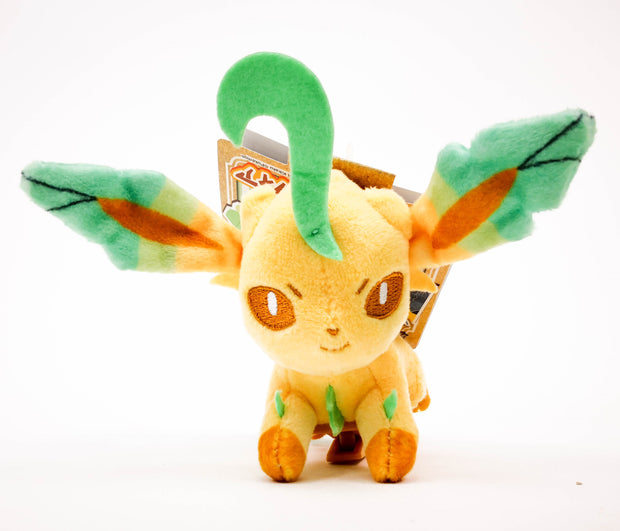 Pokemon Leafeon On Shoulder