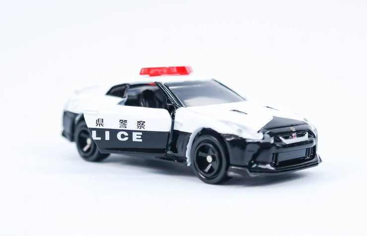 102724 Nissan GTR Police Car