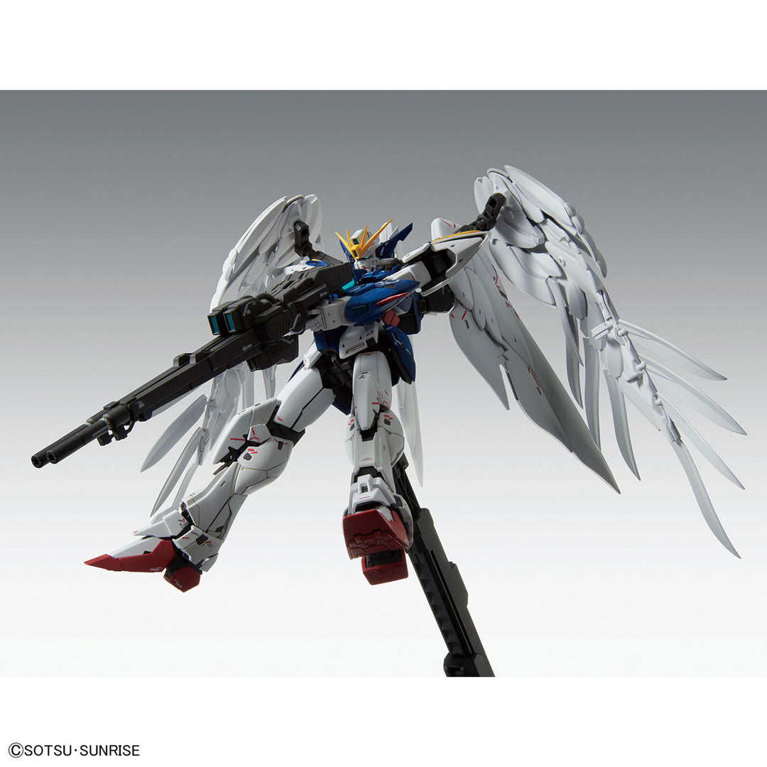 ロボット MG 1/100 WING GUNDAM ZERO EW \"Ver.Ka\" Gundam Wing Gundam Zero EW Ver.Ka 1/100 Mg - EBGames.ca
