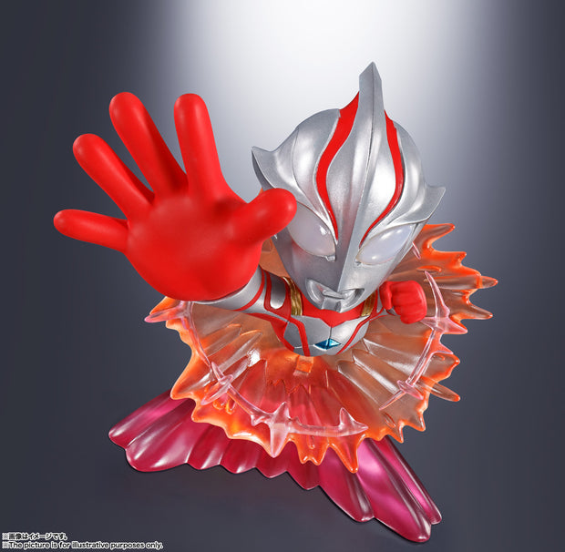 Tamashii Nations Box Ultraman Artlized (Random Design)