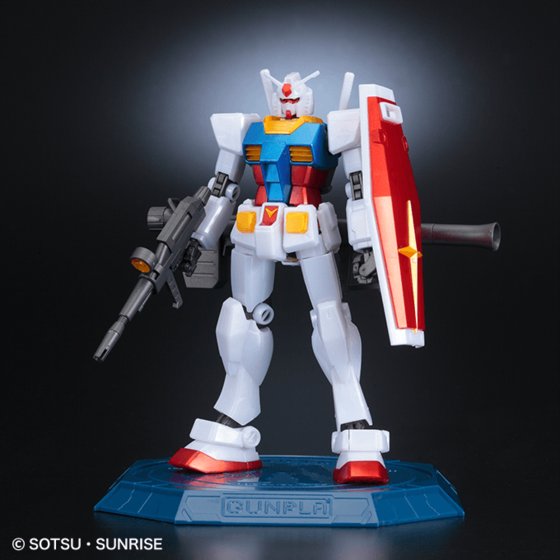 Hg 1/144 The Gundam Base Limited RX-78-2 Gundam (Metallic Gloss Injection)
