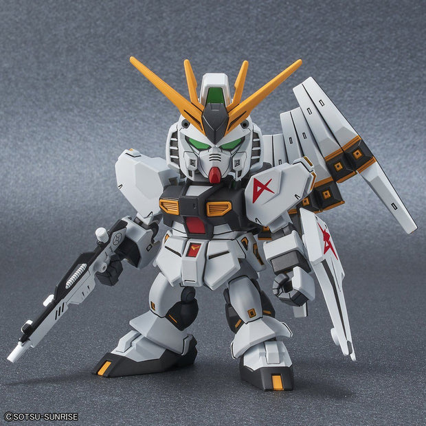 SD Gundam Ex-Standard Nu Gundam